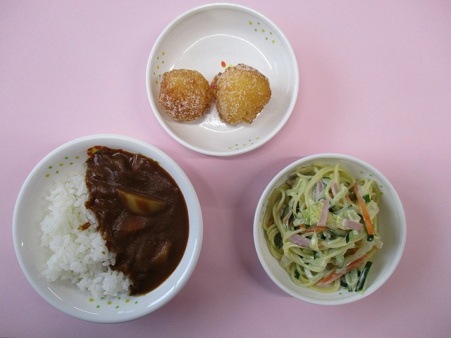 摩耶幼稚園の給食